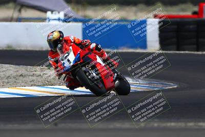 media/Jun-07-2025-TrackDaz (Sat) [[4413525952]]/B Group/1220pm (Turn 1)/